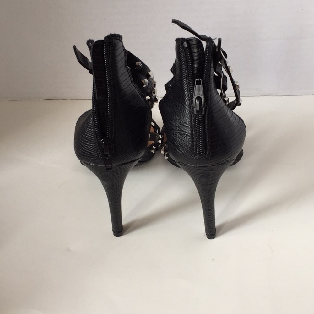 Mossimo Black Dallas heels  with Chrome Stus - Picture 5 of 6